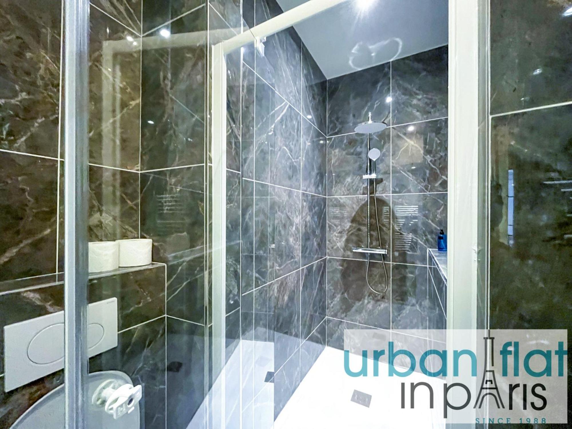 Urban Flat 63 - Beautiful 3 Bedroom Flat Champs-Elysees Paris Eksteriør bilde